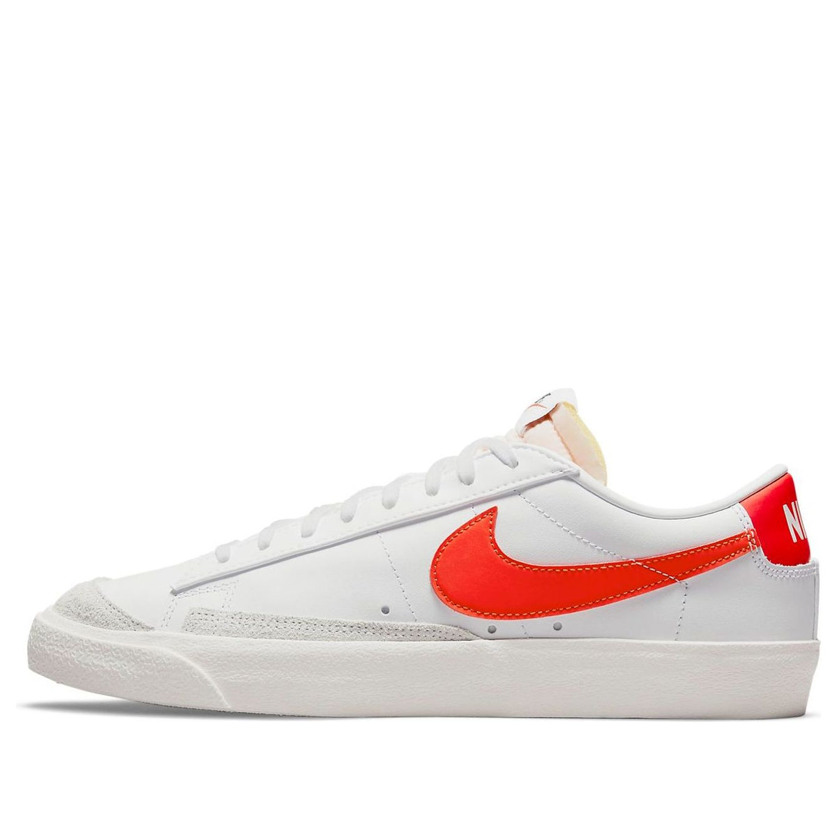 Nike Blazer Low '77 Vintage 'White Team Orange' DA6364-104