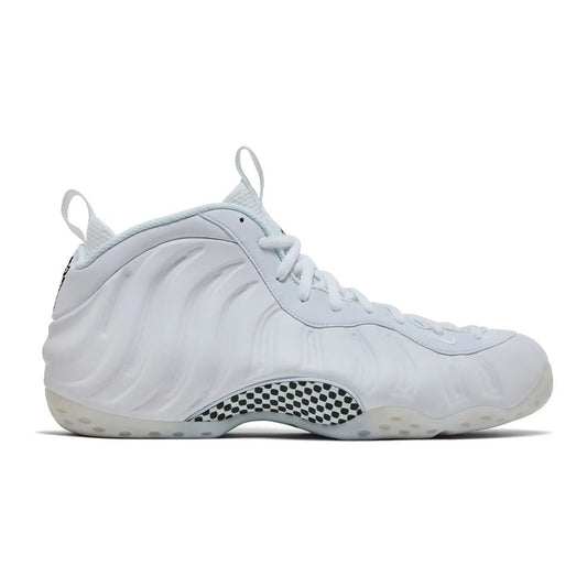 Nike Air Foamposite One Triple White