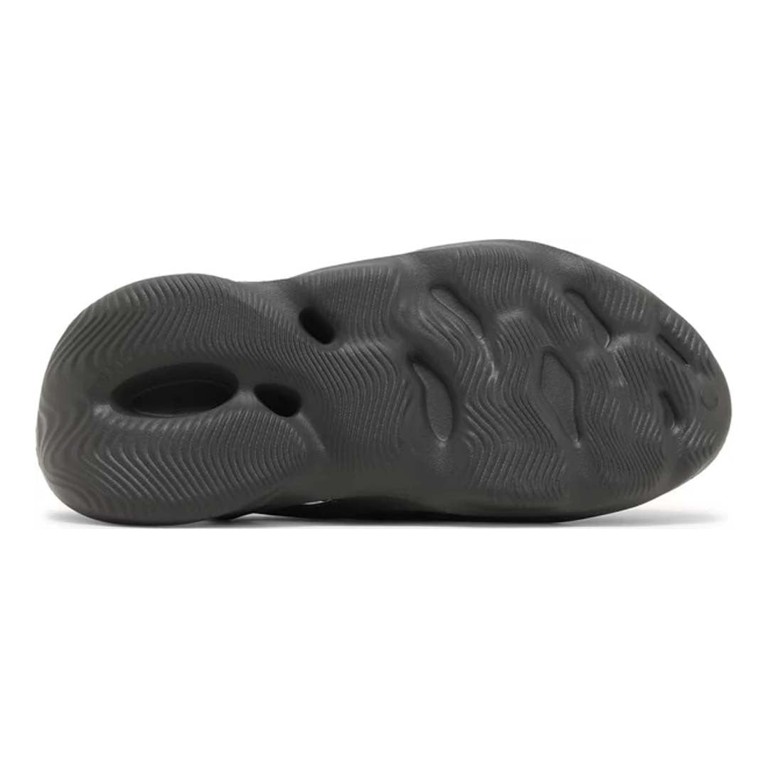 Yeezy Foam Runner 'Carbon'